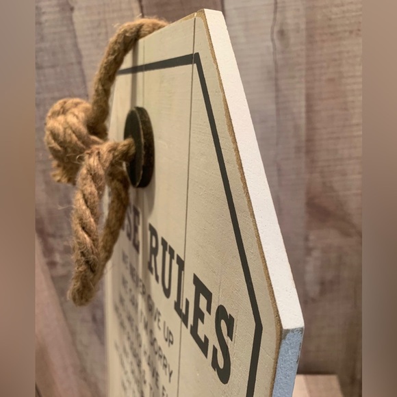 Farmhouse Style House Rules Sign - Picture 3 of 6